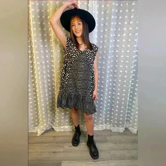 Animal Print Two Tone Blown Away Dress Size L - Picture 2 of 8